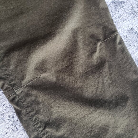 MEC Olive Army Green Wide Leg Outdoor Performance Pants w Drawstring Ankle - Picture 10 of 15